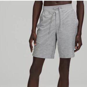 Lululemon T.H.E. Shorts 9” Men's Lined Grey Stretch Training Sz L